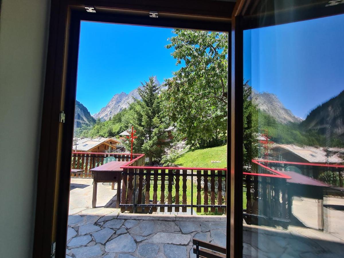Hotel Dente Del Gigante Courmayeur Eksteriør billede