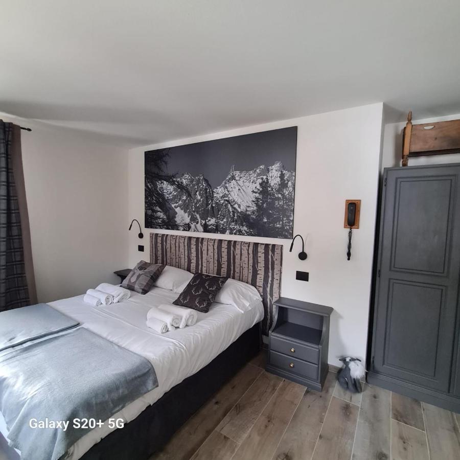 Hotel Dente Del Gigante Courmayeur Eksteriør billede