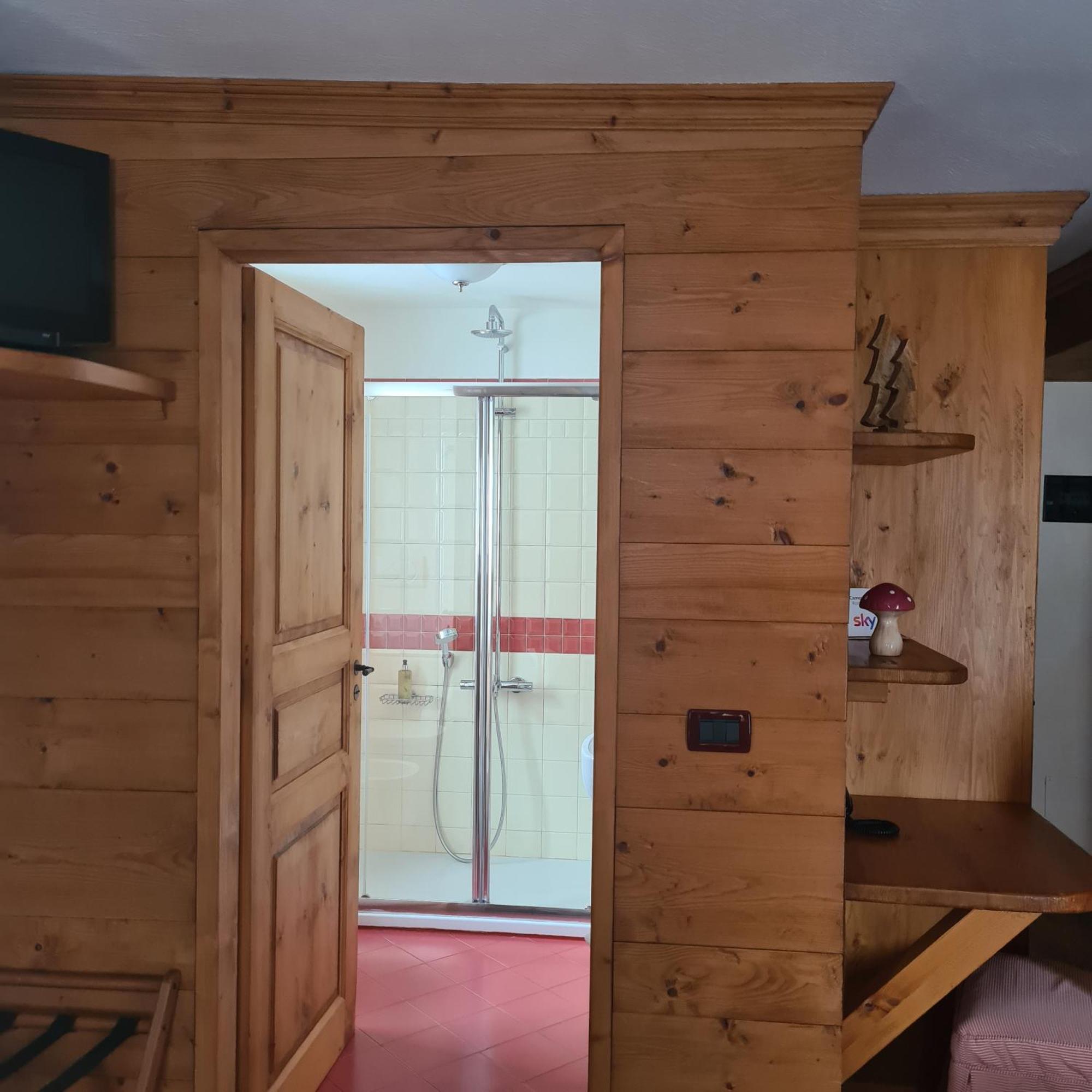Hotel Dente Del Gigante Courmayeur Eksteriør billede