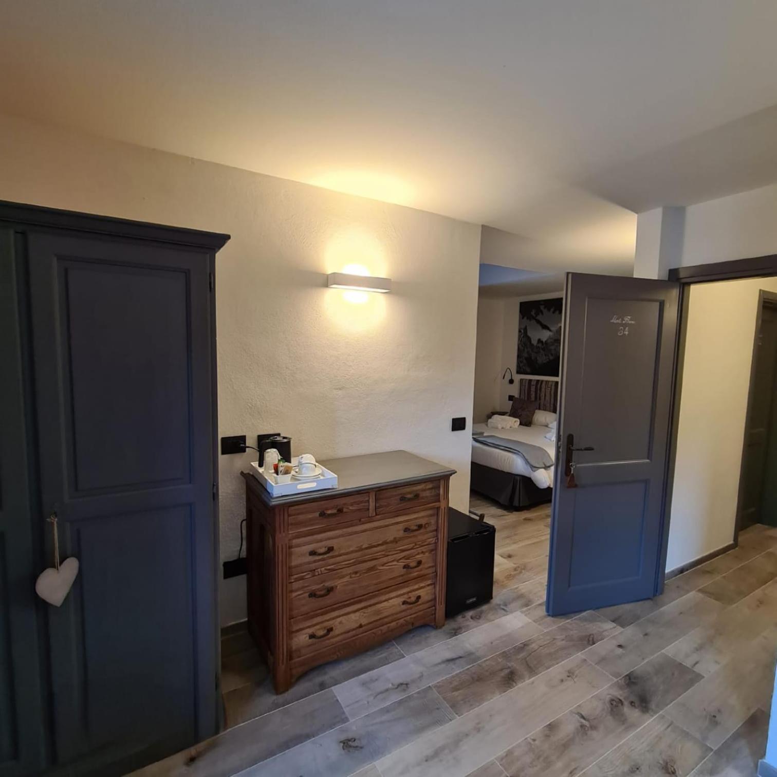 Hotel Dente Del Gigante Courmayeur Eksteriør billede