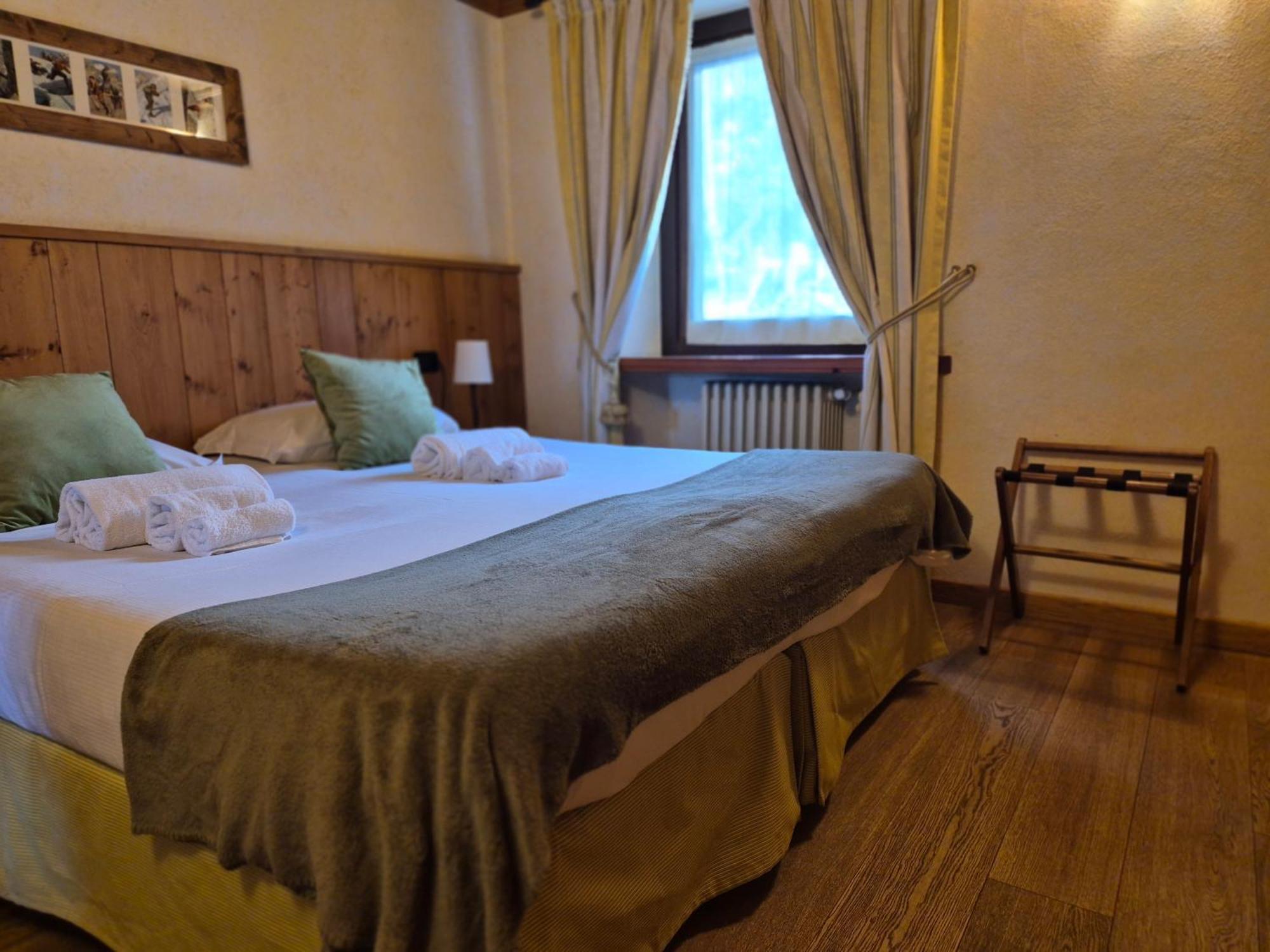 Hotel Dente Del Gigante Courmayeur Eksteriør billede