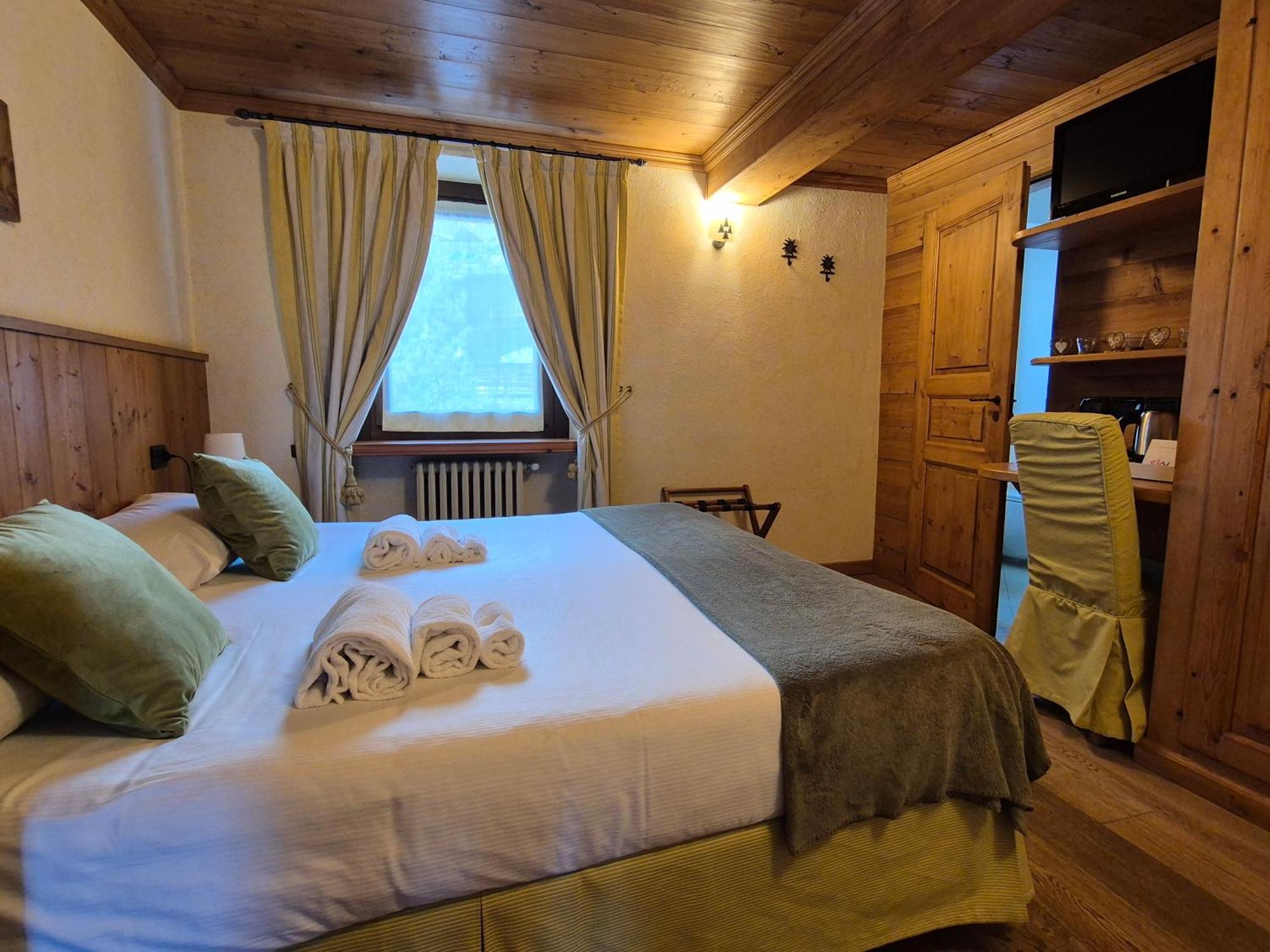 Hotel Dente Del Gigante Courmayeur Eksteriør billede