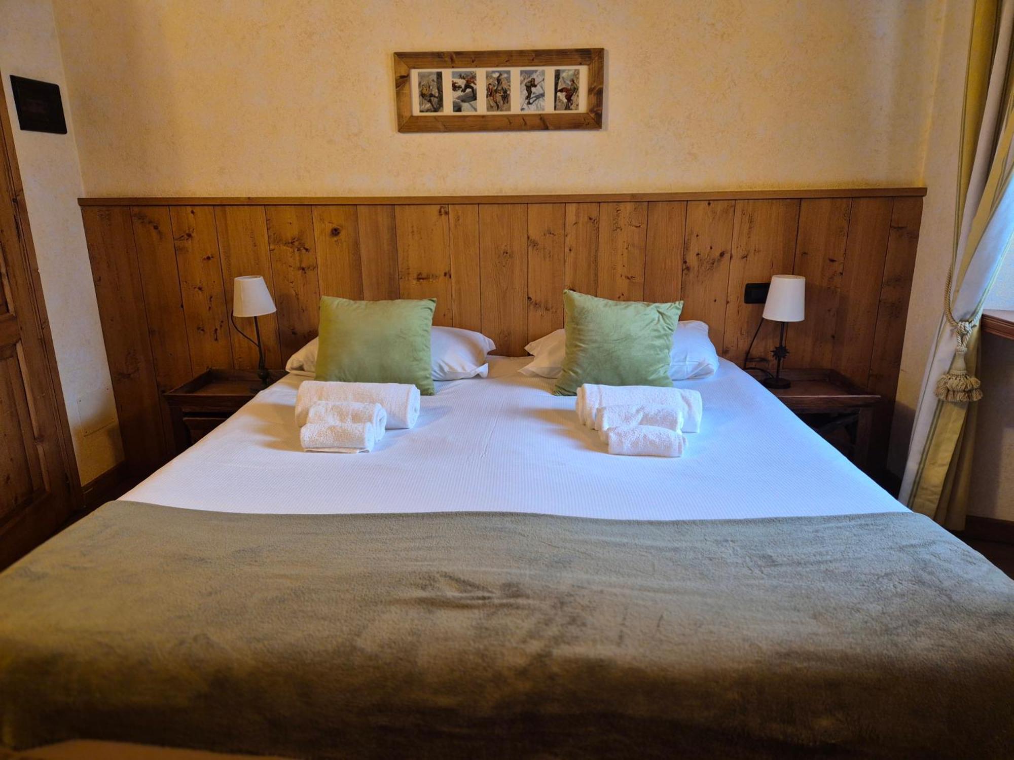 Hotel Dente Del Gigante Courmayeur Eksteriør billede