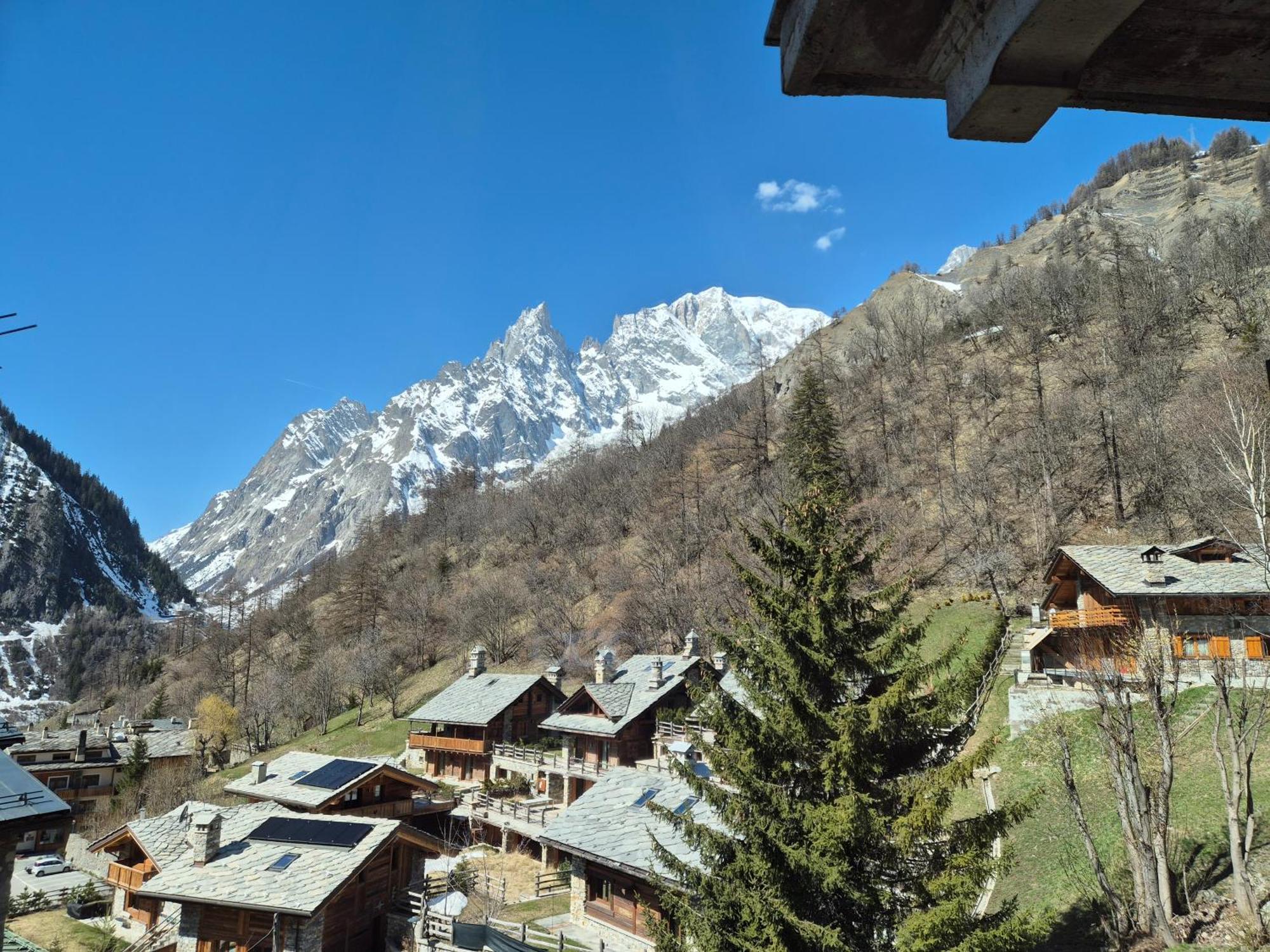 Hotel Dente Del Gigante Courmayeur Eksteriør billede