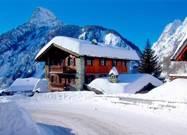Hotel Dente Del Gigante Courmayeur Eksteriør billede